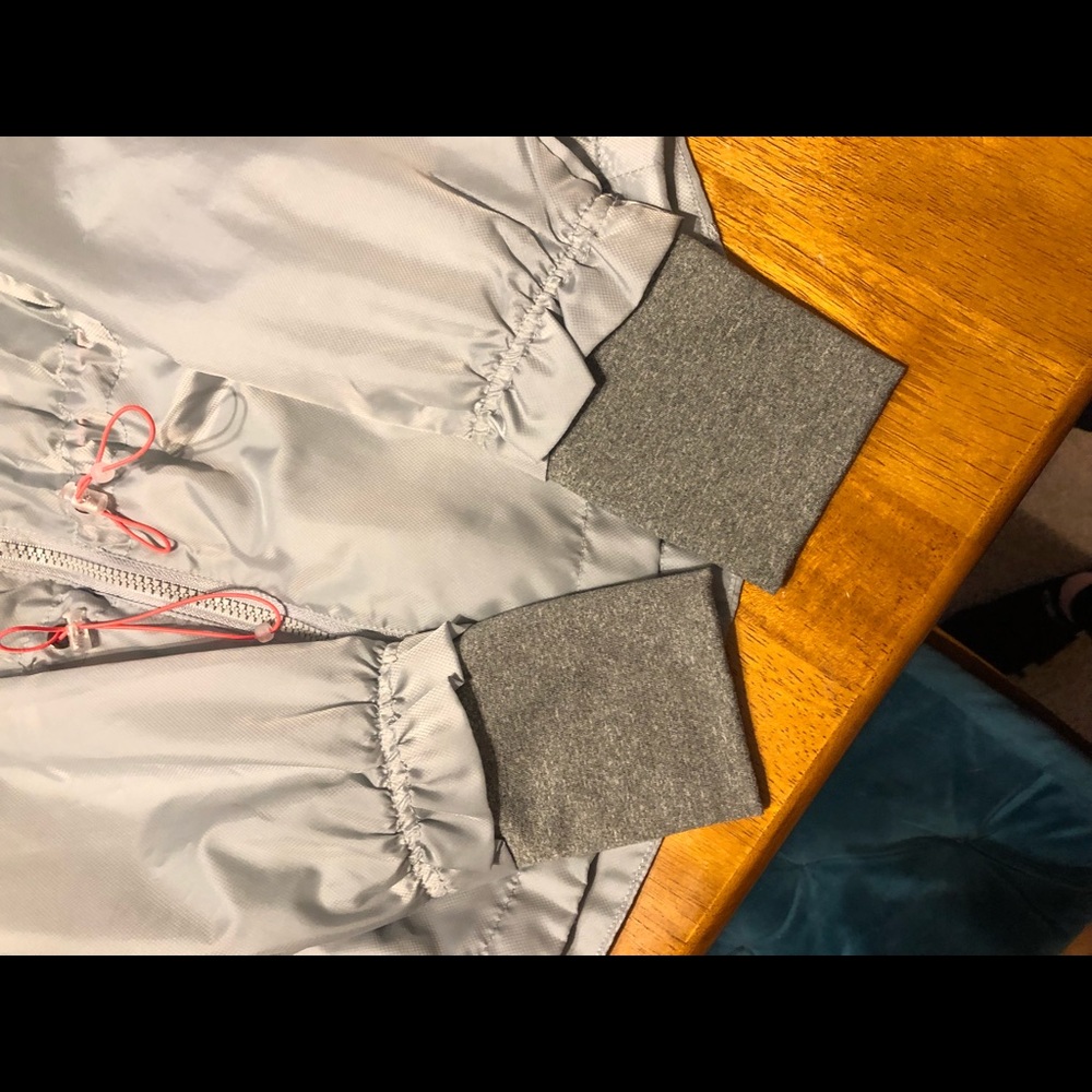 Active Jacket - Picture 7 of 7